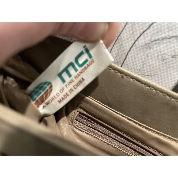 MCI World of Fine Handbags Beige‎ Faux Leather Clutch Shoulder Bag - Picture 7 of 13